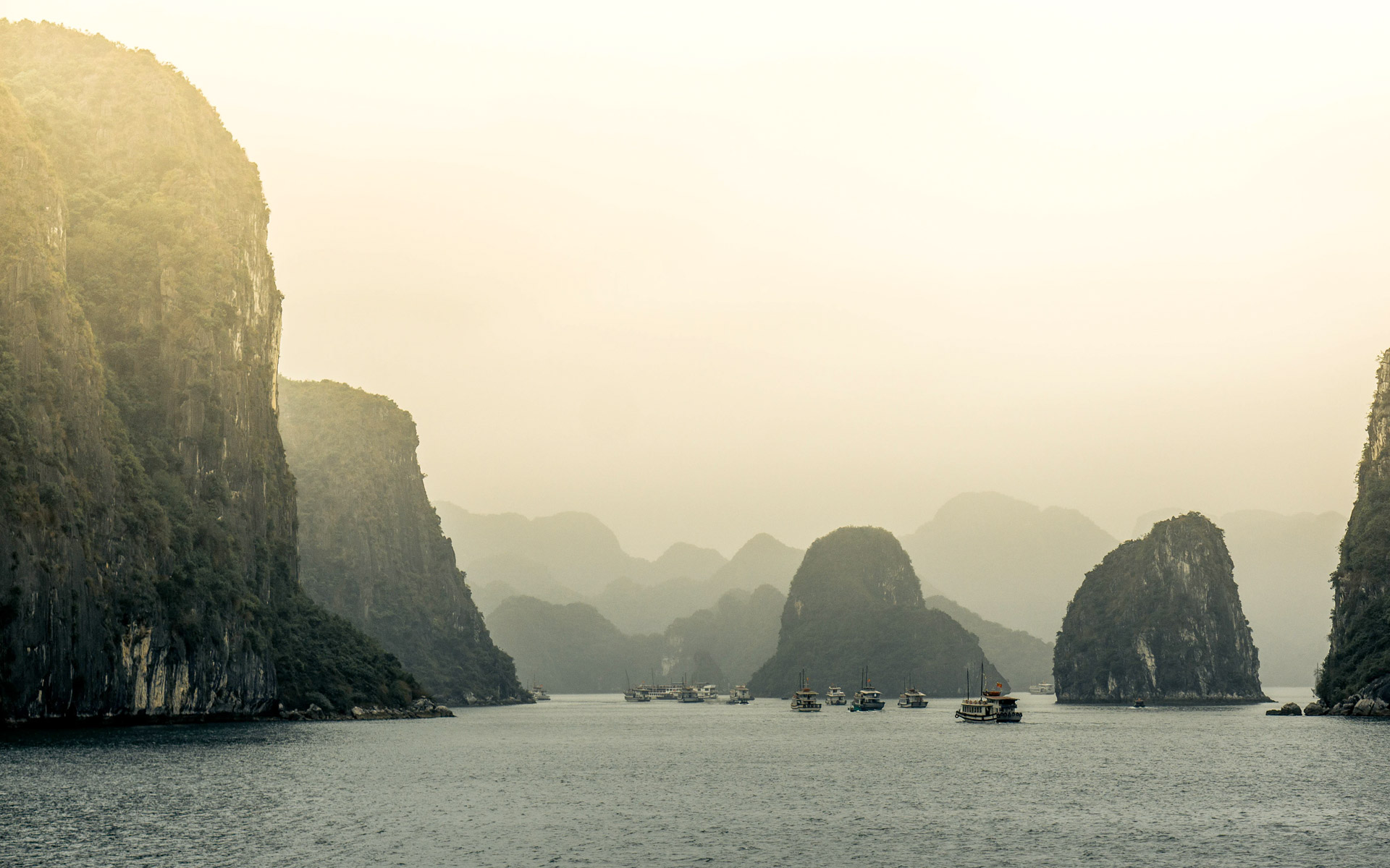 vietnam_ha-long-bay