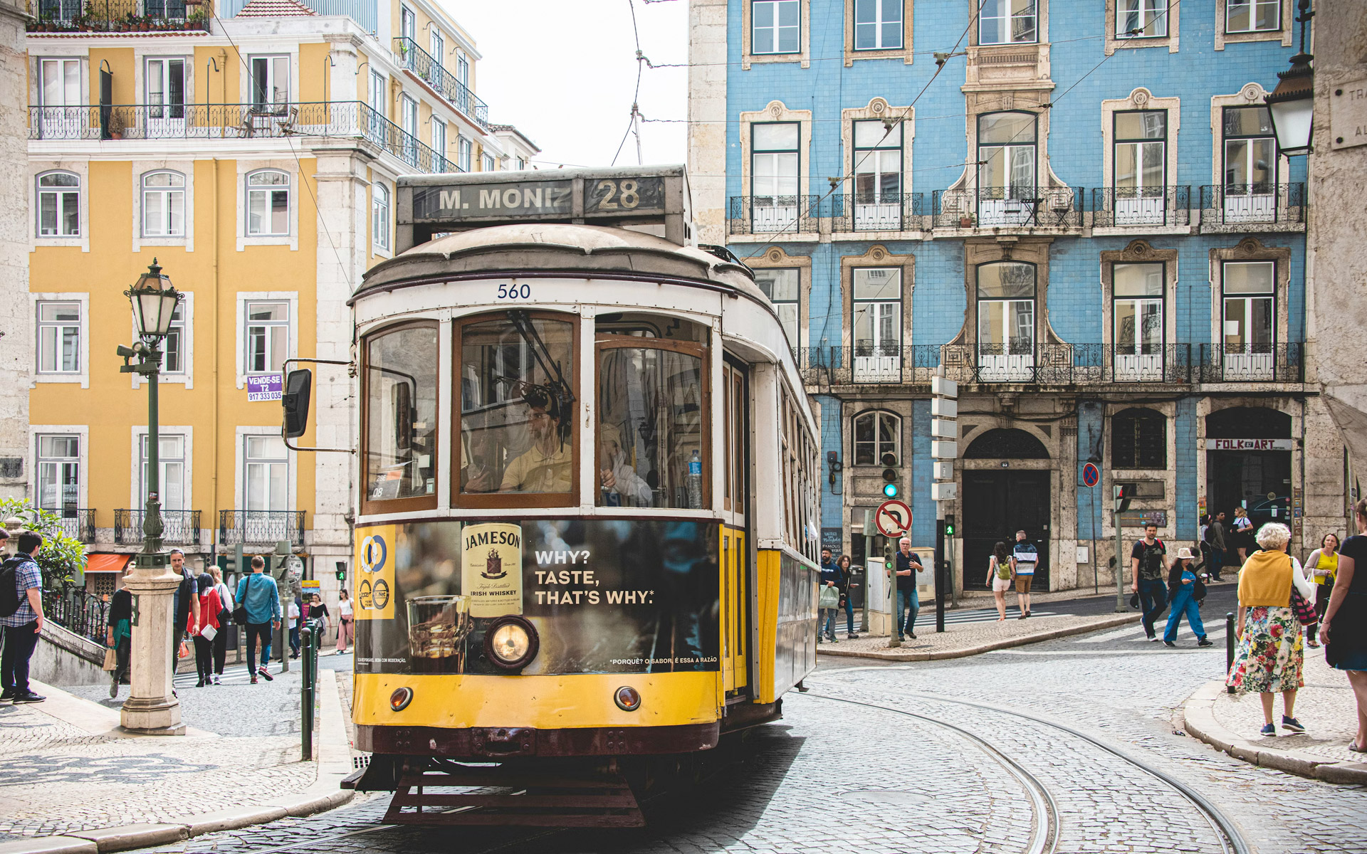 portugal-train-lisbonne