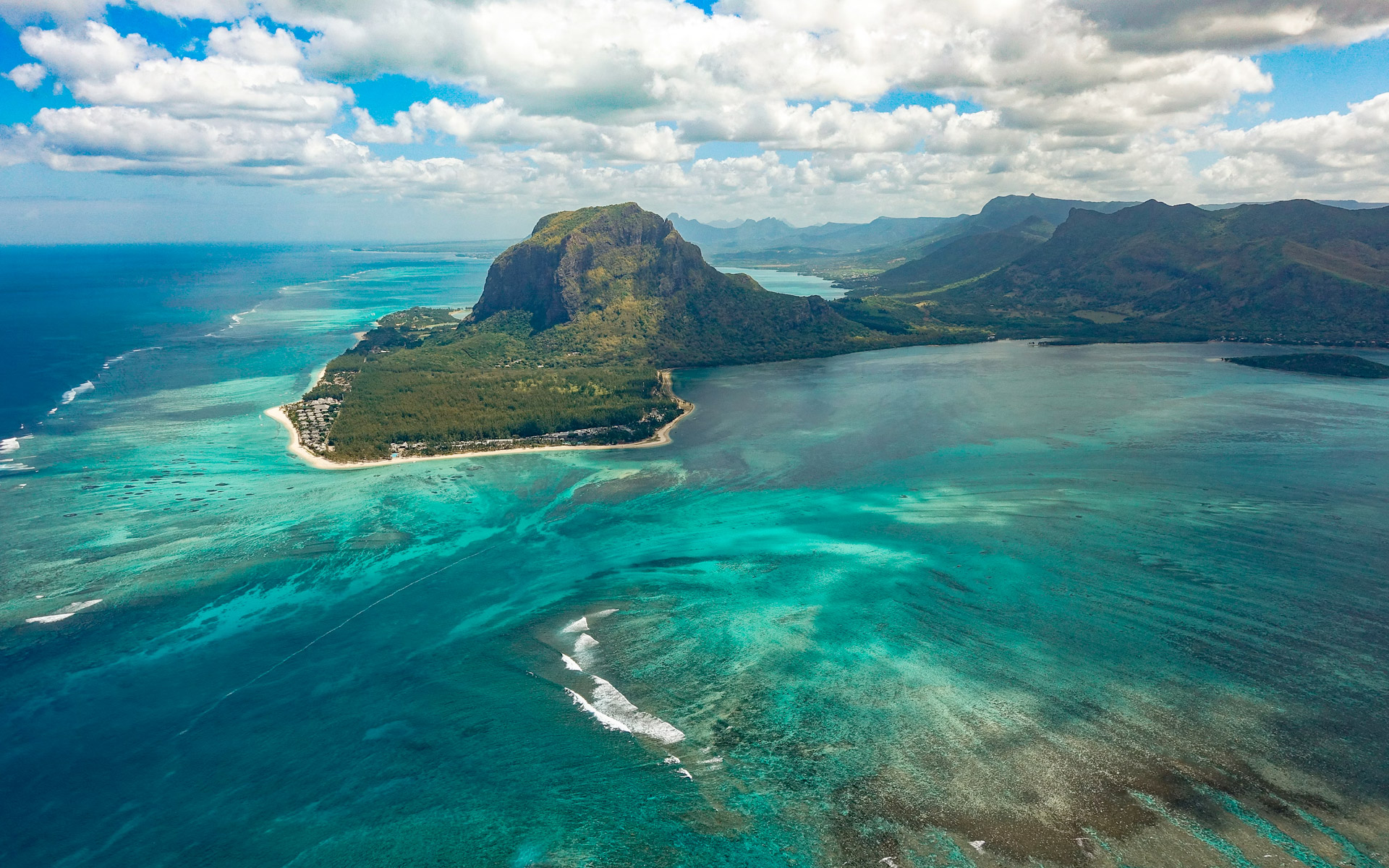 slide-maurice-le_morne