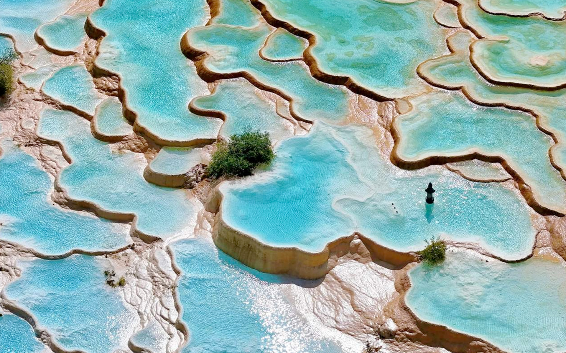 slide-chine-futuriste-huanglong