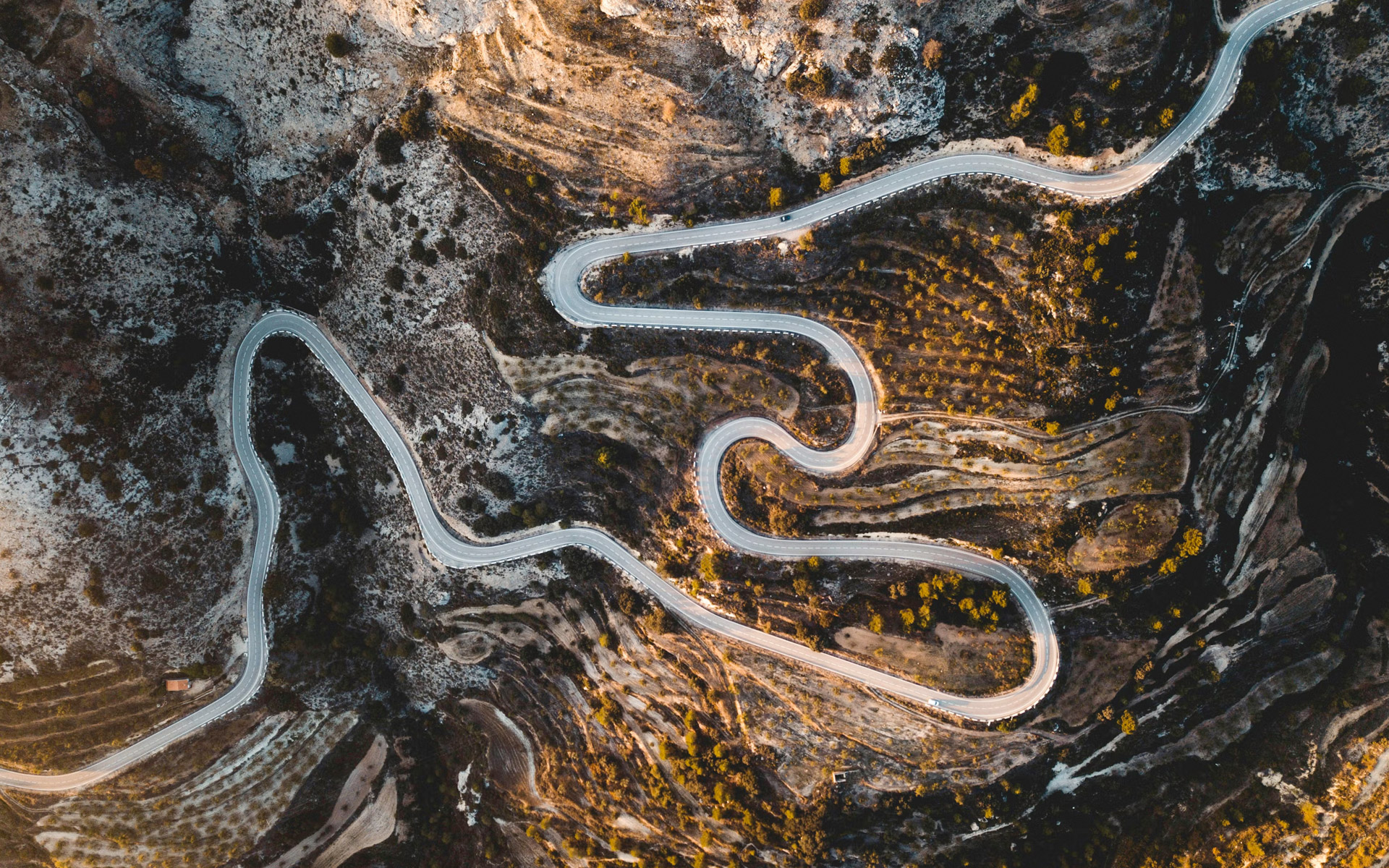 slide-chine-xinjiang-route-montagnes